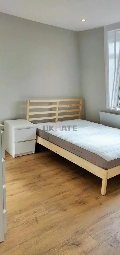 4 bedroom flat for rent