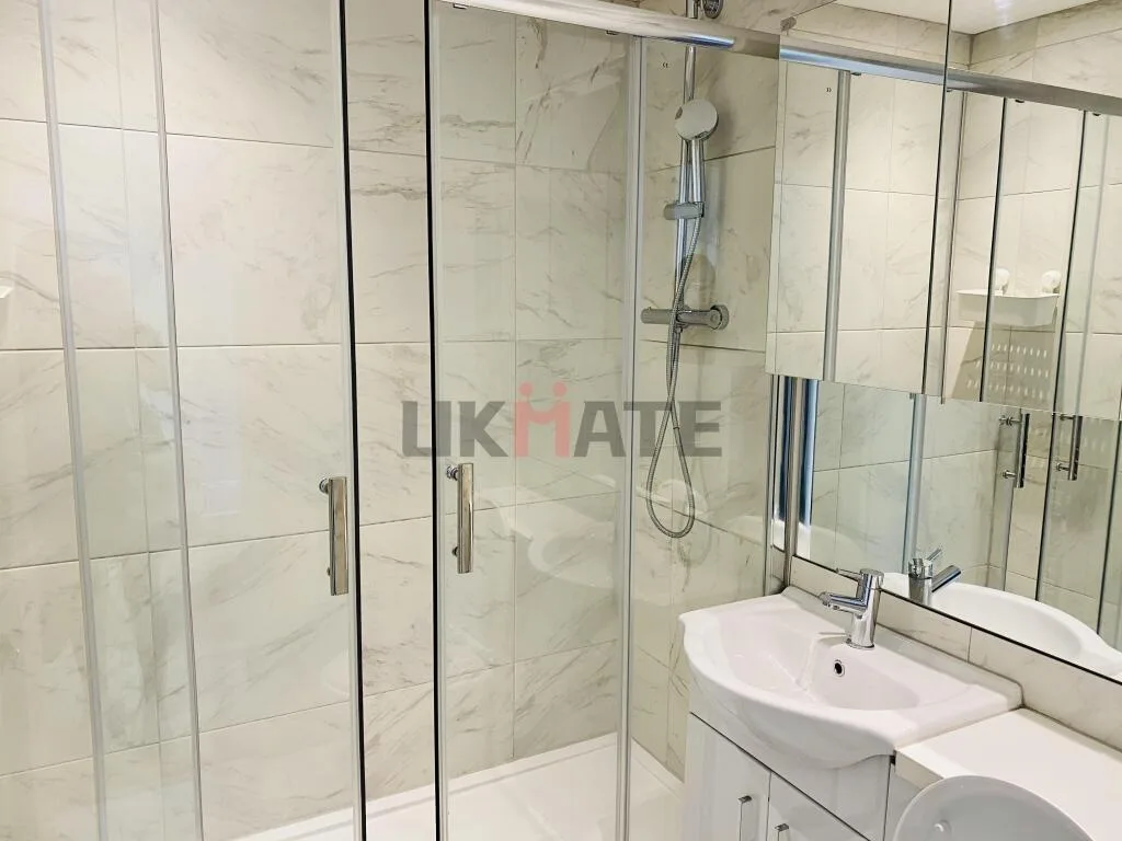 4 bedroom flat for rent