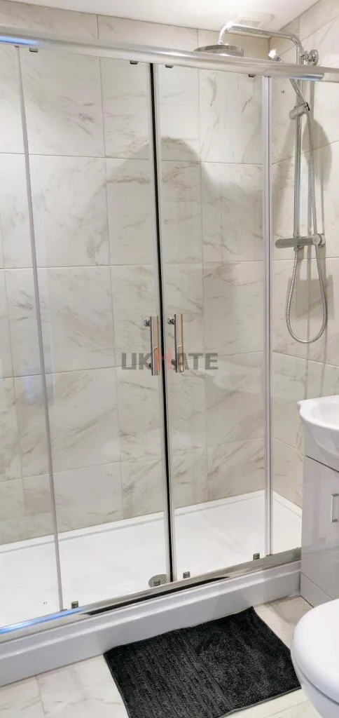 4 bedroom flat for rent