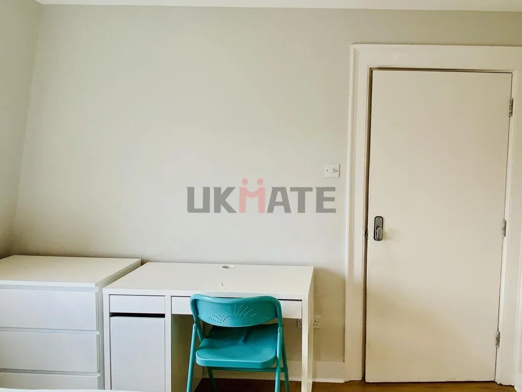 4 bedroom flat for rent