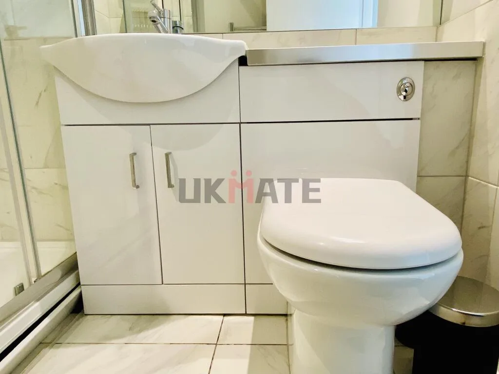 4 bedroom flat for rent