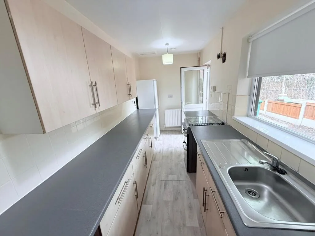 2 bedroom house for rent
