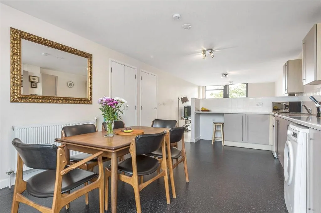 1 bedroom penthouse for rent