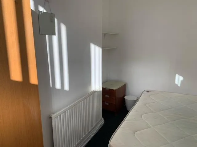3 bedroom semi-detached house for rent