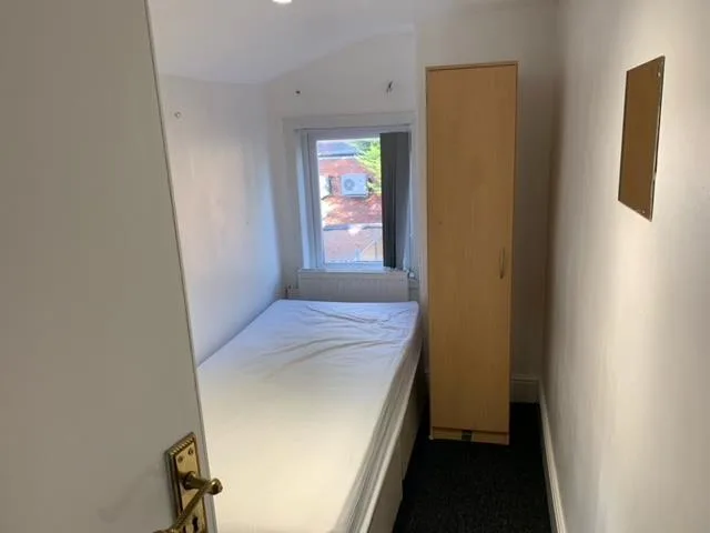 3 bedroom semi-detached house for rent