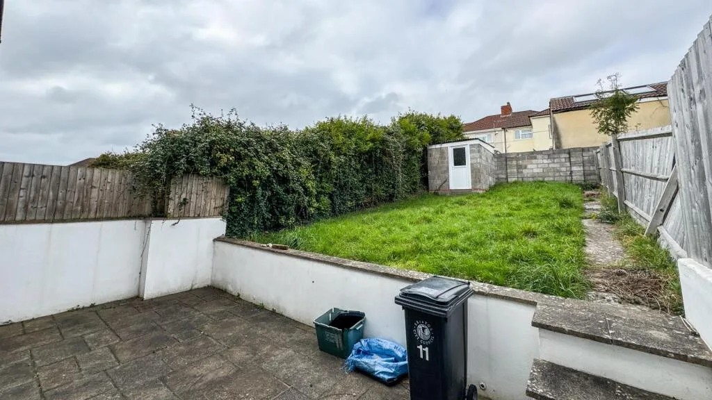 3 bedroom semi-detached house for rent