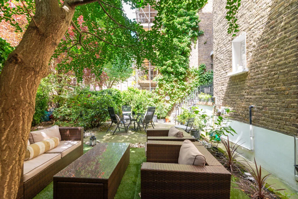 2 bedroom flat for rent