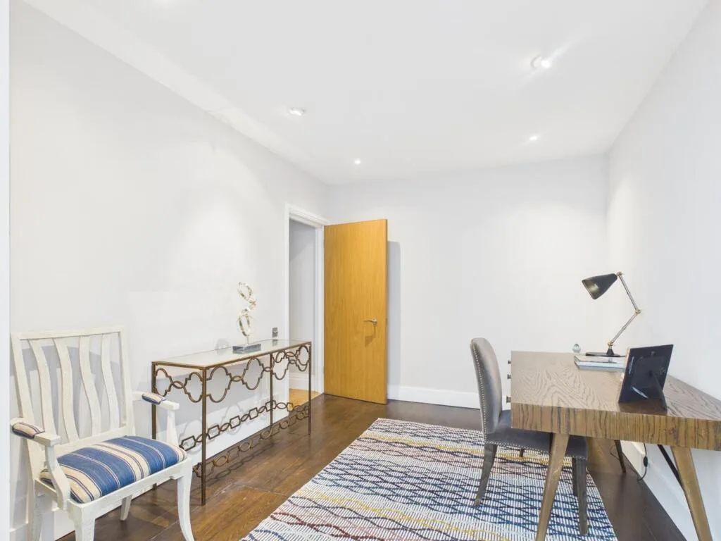4 bedroom terraced house for rent