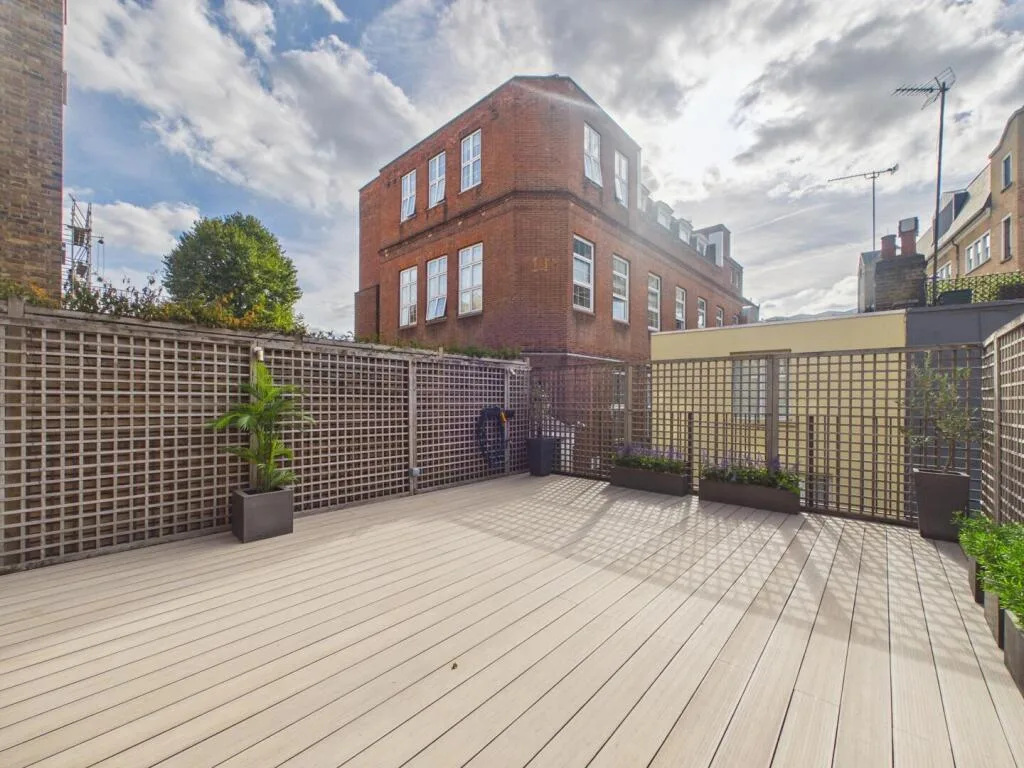 4 bedroom terraced house for rent