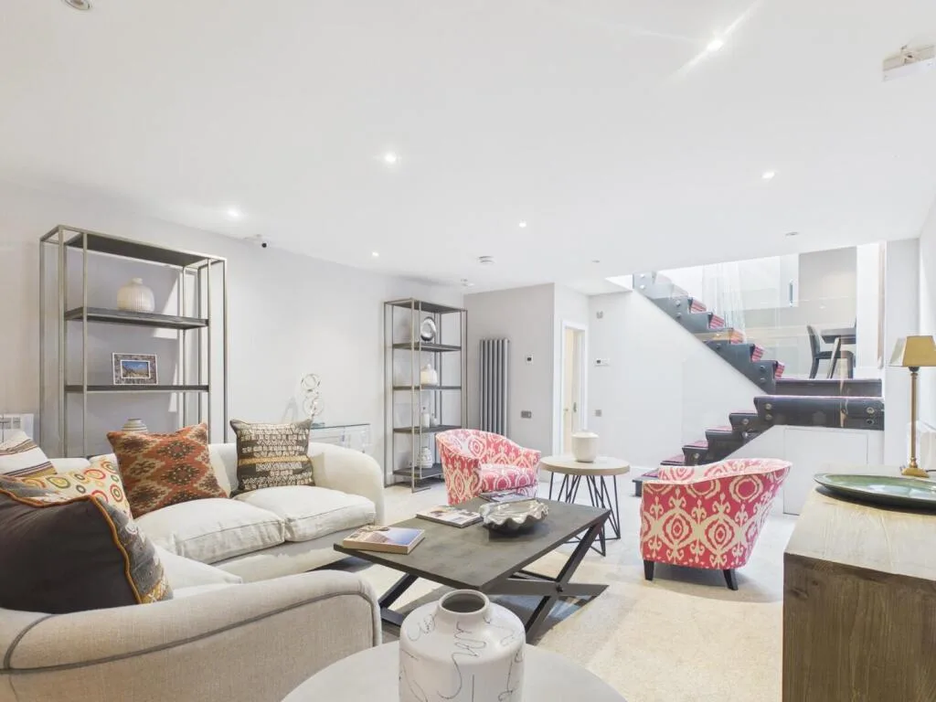 4 bedroom terraced house for rent