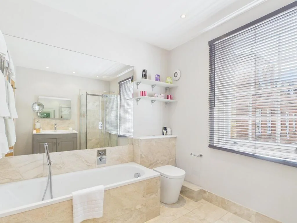 4 bedroom terraced house for rent