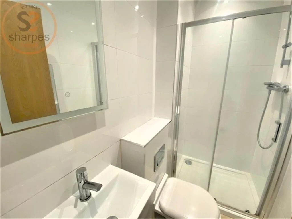 3 bedroom maisonette for rent