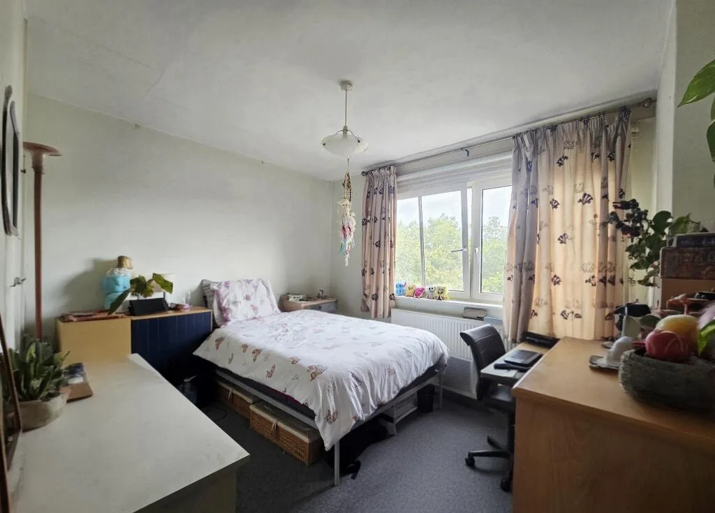2 bedroom maisonette for rent