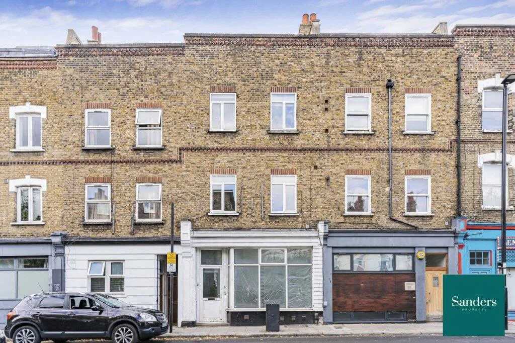 5 bedroom flat for rent