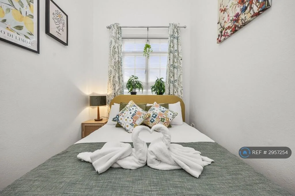 2 bedroom flat for rent