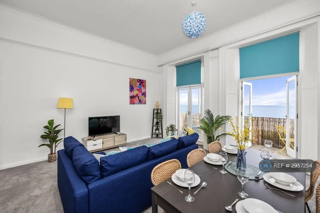 2 bedroom flat for rent