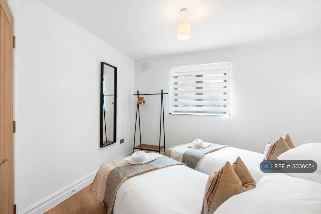 2 bedroom flat for rent