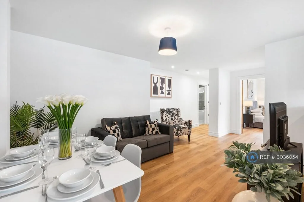 2 bedroom flat for rent