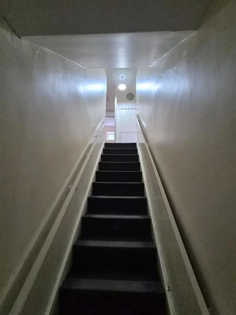 2 bedroom maisonette for rent