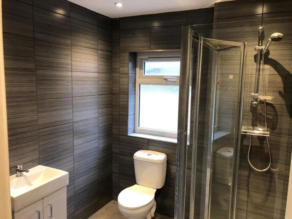 6 bedroom terraced house for rent