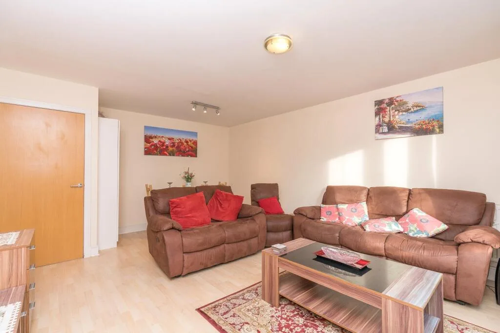 2 bedroom flat for rent