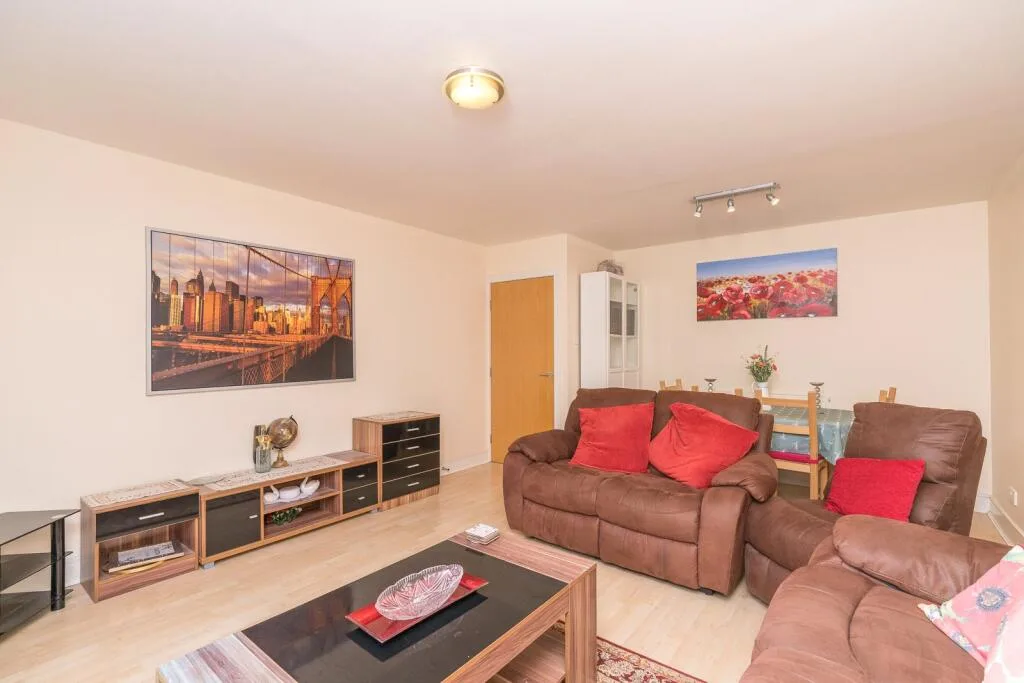 2 bedroom flat for rent