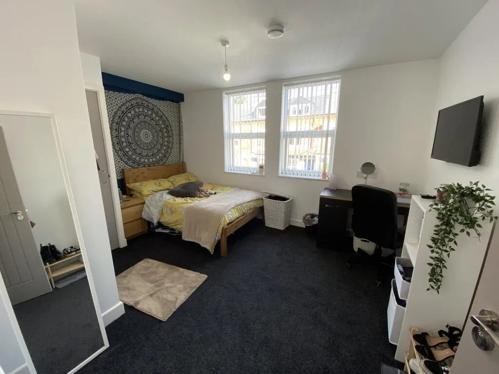 1 bedroom house for rent