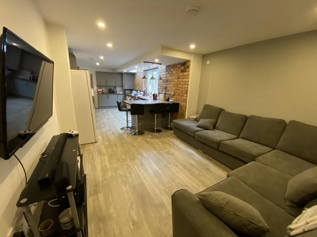 1 bedroom house for rent