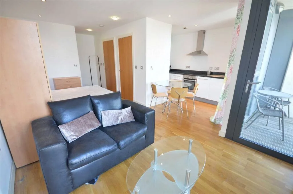 Studio apartment for rent