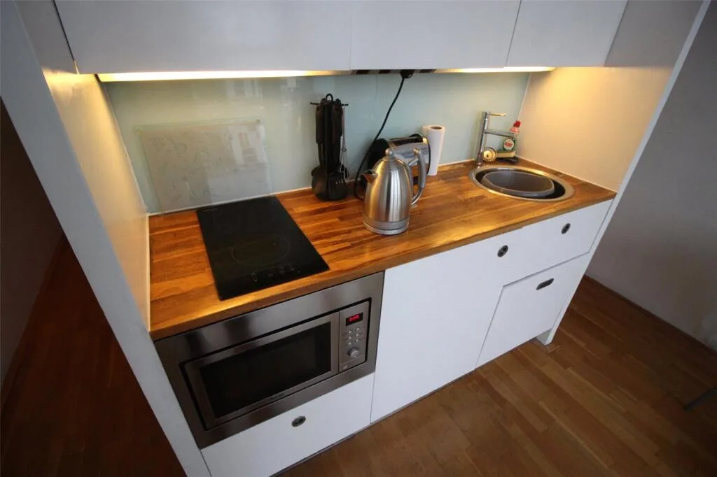 Studio apartment for rent