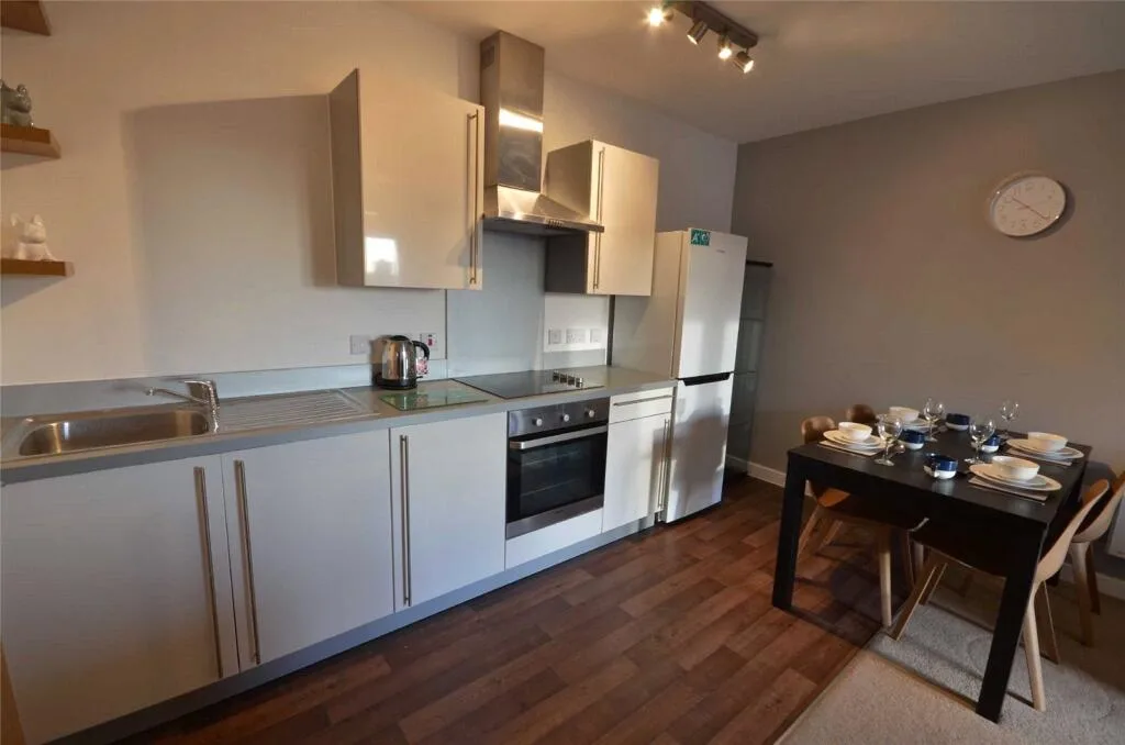 3 bedroom apartment for rent