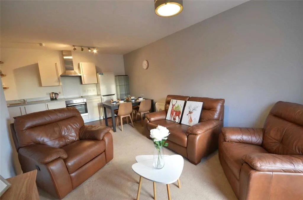 3 bedroom apartment for rent