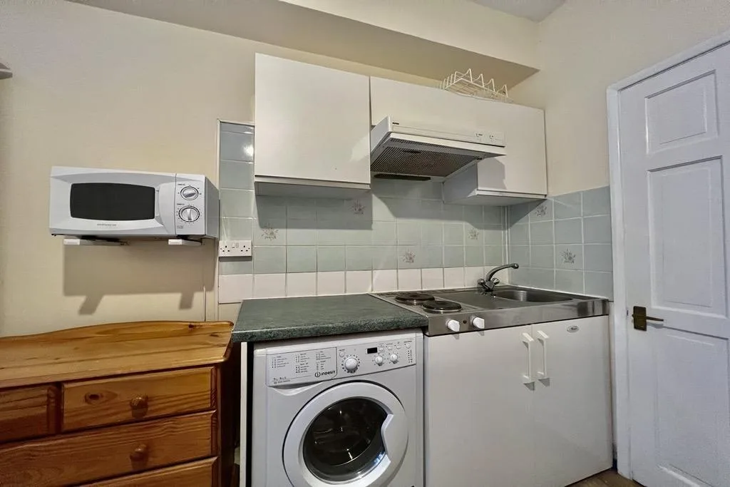 Studio flat for rent