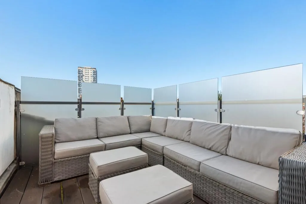 3 bedroom maisonette for rent