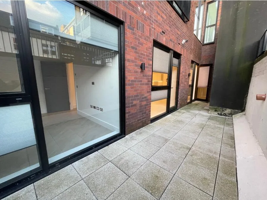 2 bedroom ground floor flat for rent
