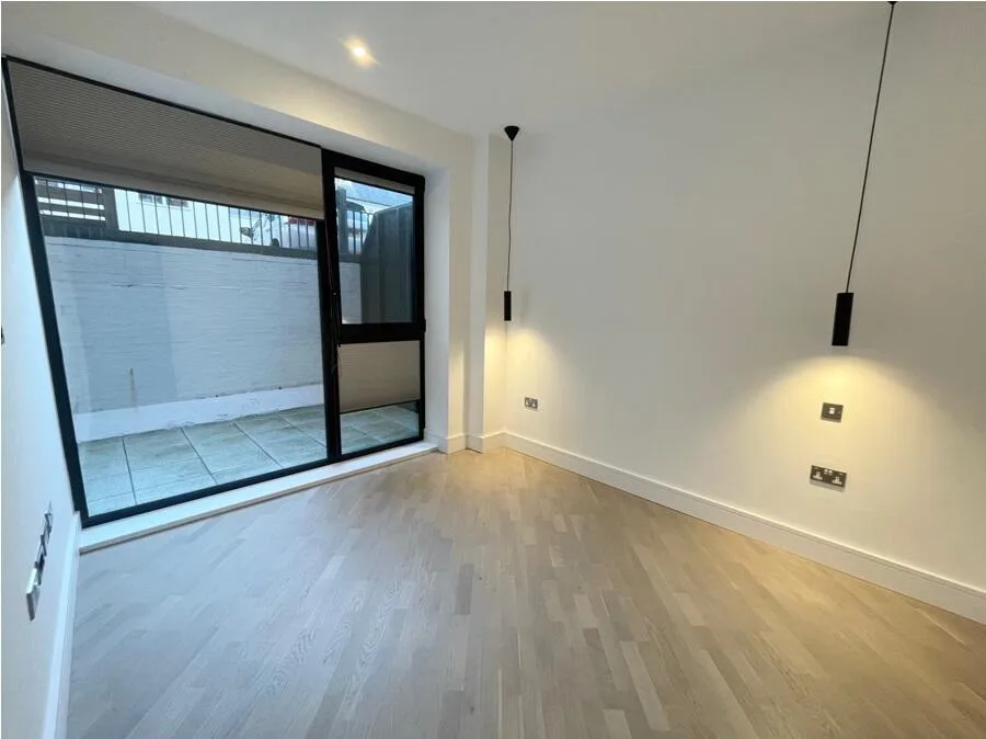 2 bedroom ground floor flat for rent