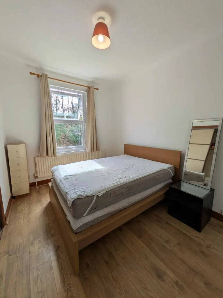 2 bedroom maisonette for rent
