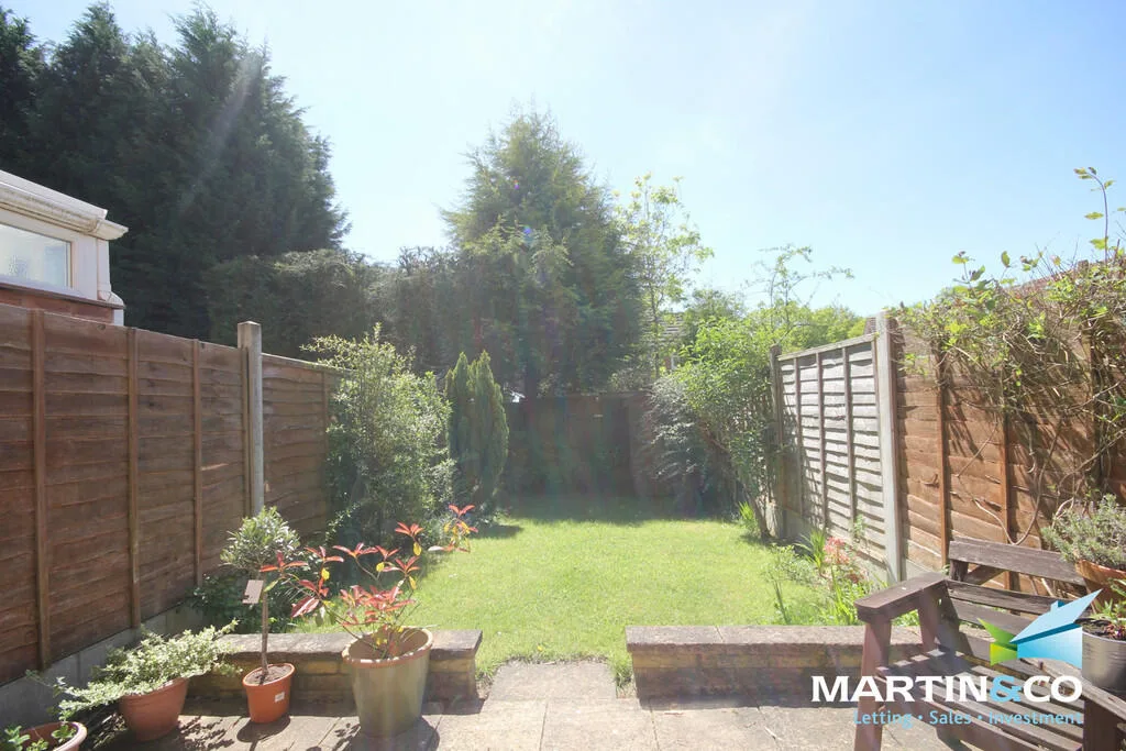 2 bedroom terraced house for rent