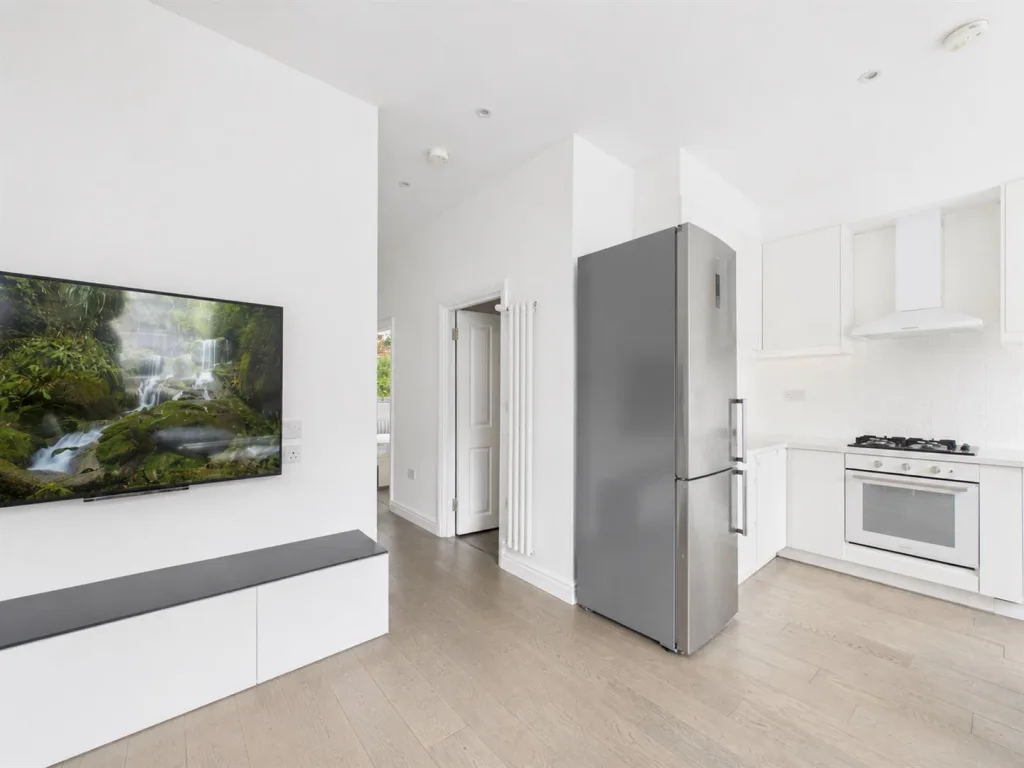 2 bedroom flat for rent