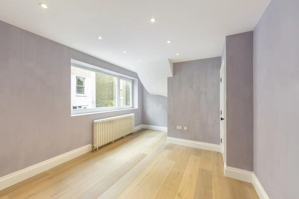 3 bedroom mews property for rent