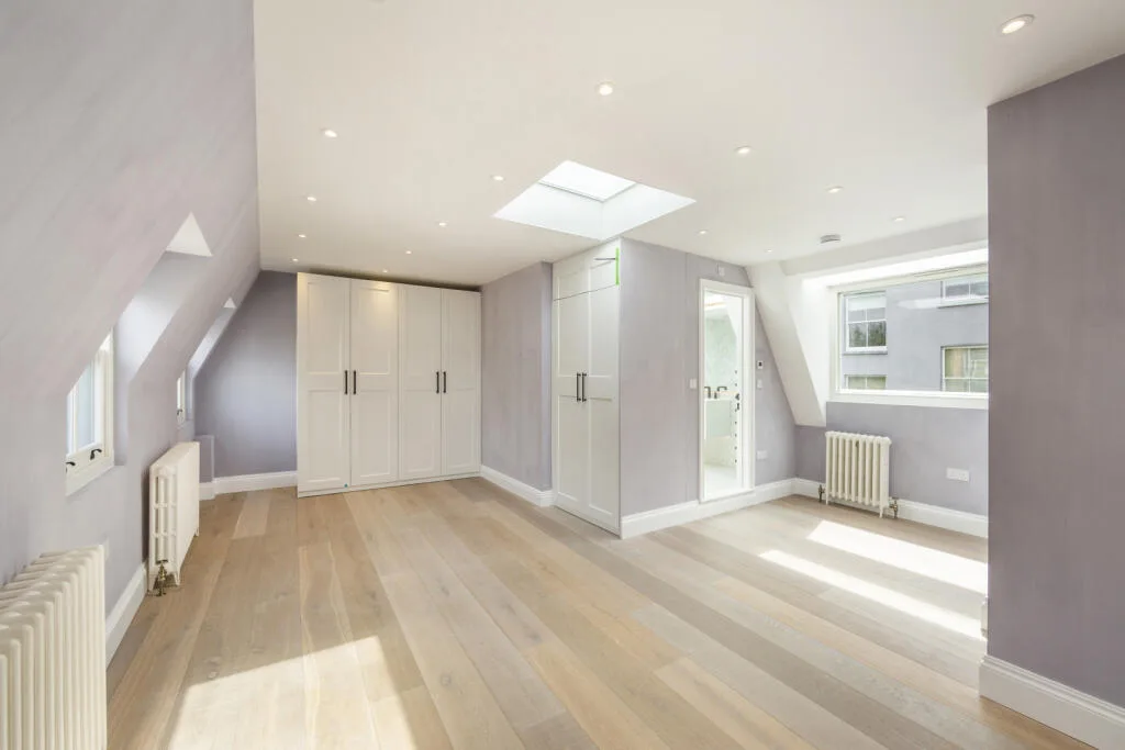 3 bedroom mews property for rent