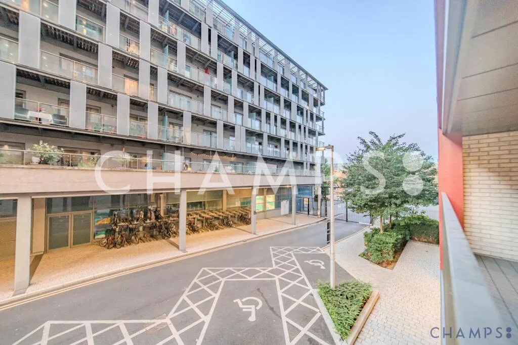 3 bedroom flat for rent