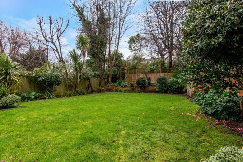 4 bedroom flat for rent