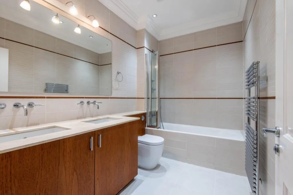 4 bedroom flat for rent