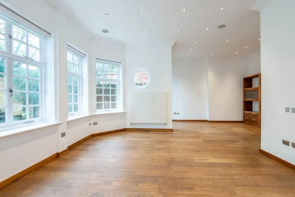4 bedroom flat for rent
