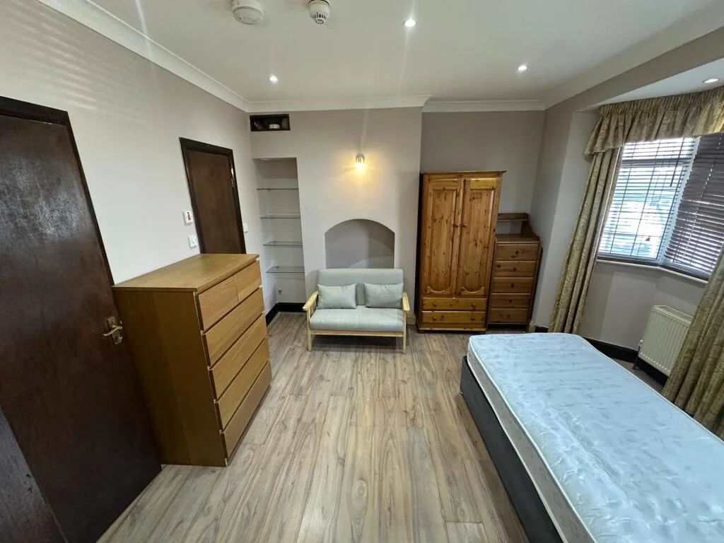 Studio flat for rent
