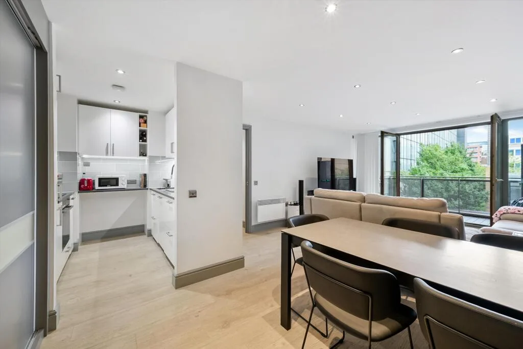 2 bedroom flat for rent