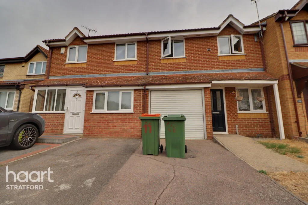 4 bedroom terraced house for rent