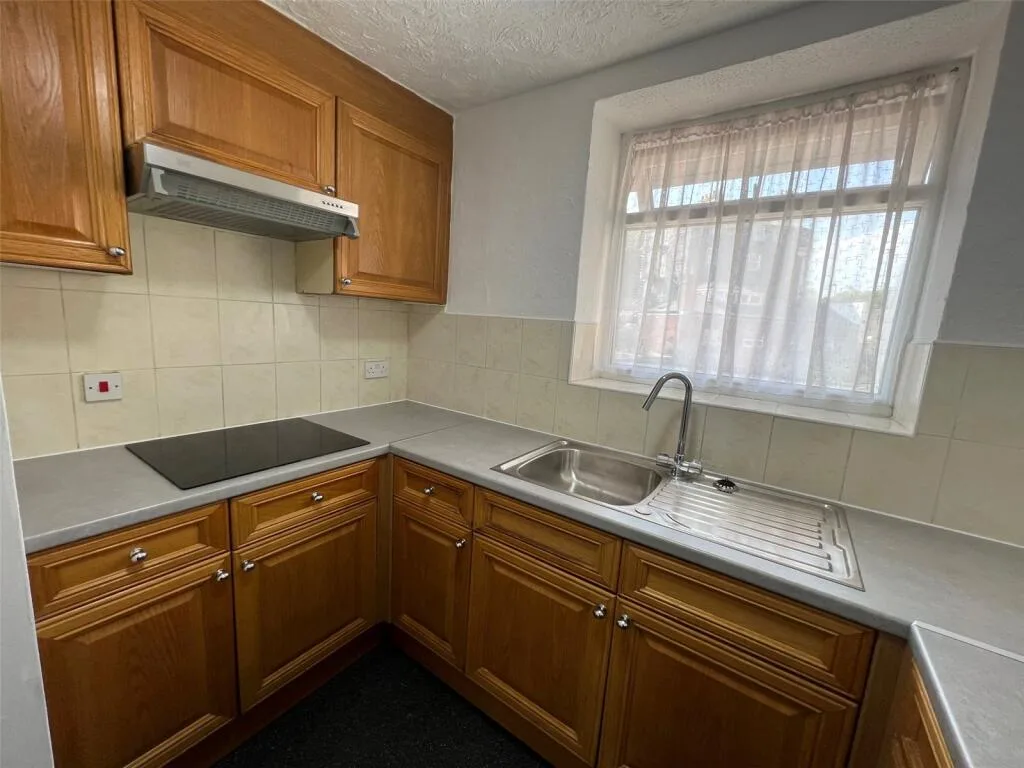 2 bedroom flat for rent