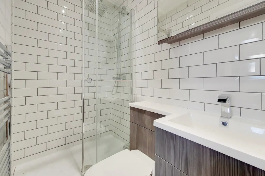 3 bedroom maisonette for rent